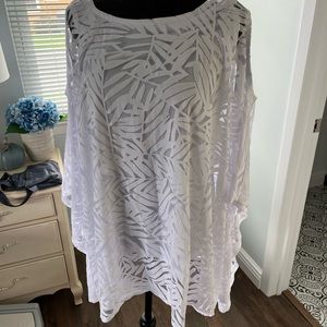 Ladies poncho style top. White on white sheer with tank underneath. Extra large
